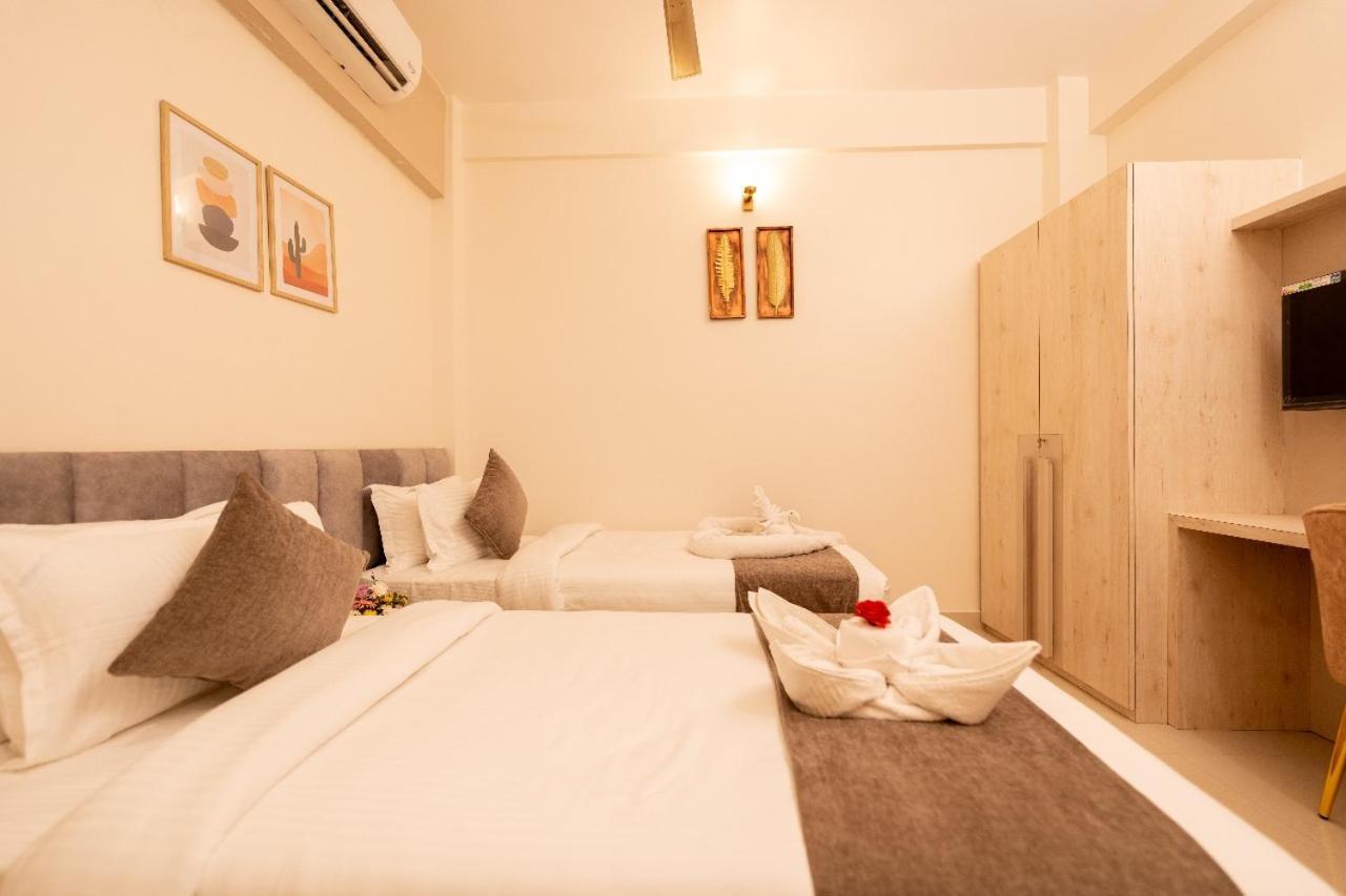 Hotel Kamrupa Guwahati Esterno foto